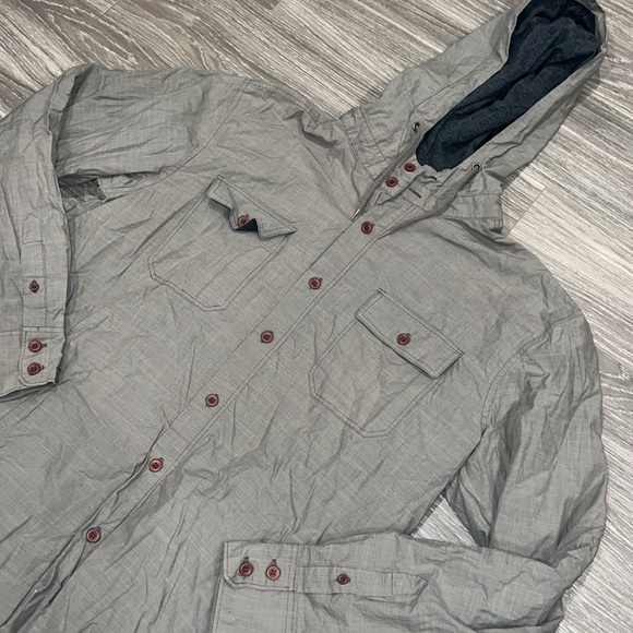 Quiksilver lightweight jacket. Size L. - Picture 2 of 6